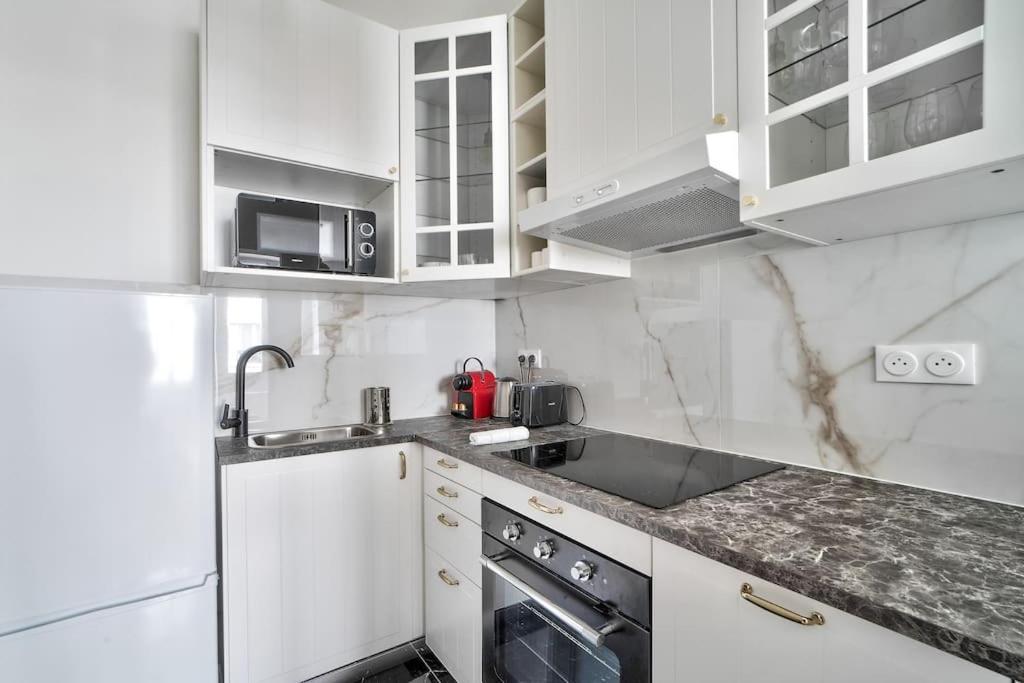 Magnifique Studio Au Coeur De Paris Luaran gambar