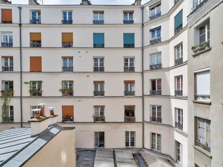Magnifique Studio Au Coeur De Paris Luaran gambar